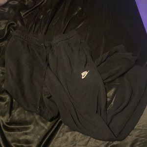Medium, Nike jogger sweatpants
